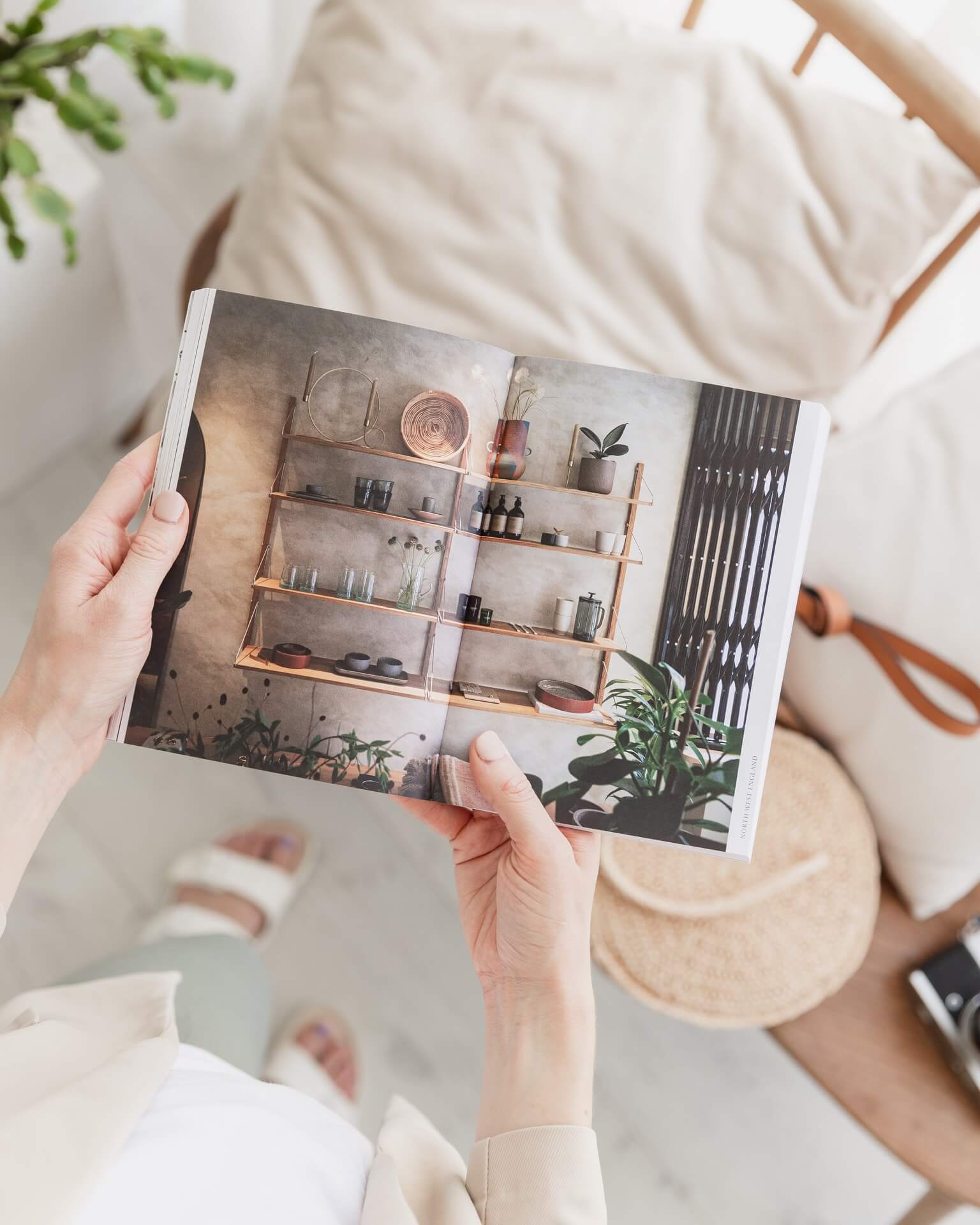 91 Magazine - 'Places to Shop' Guidebook - Winter's Moon 