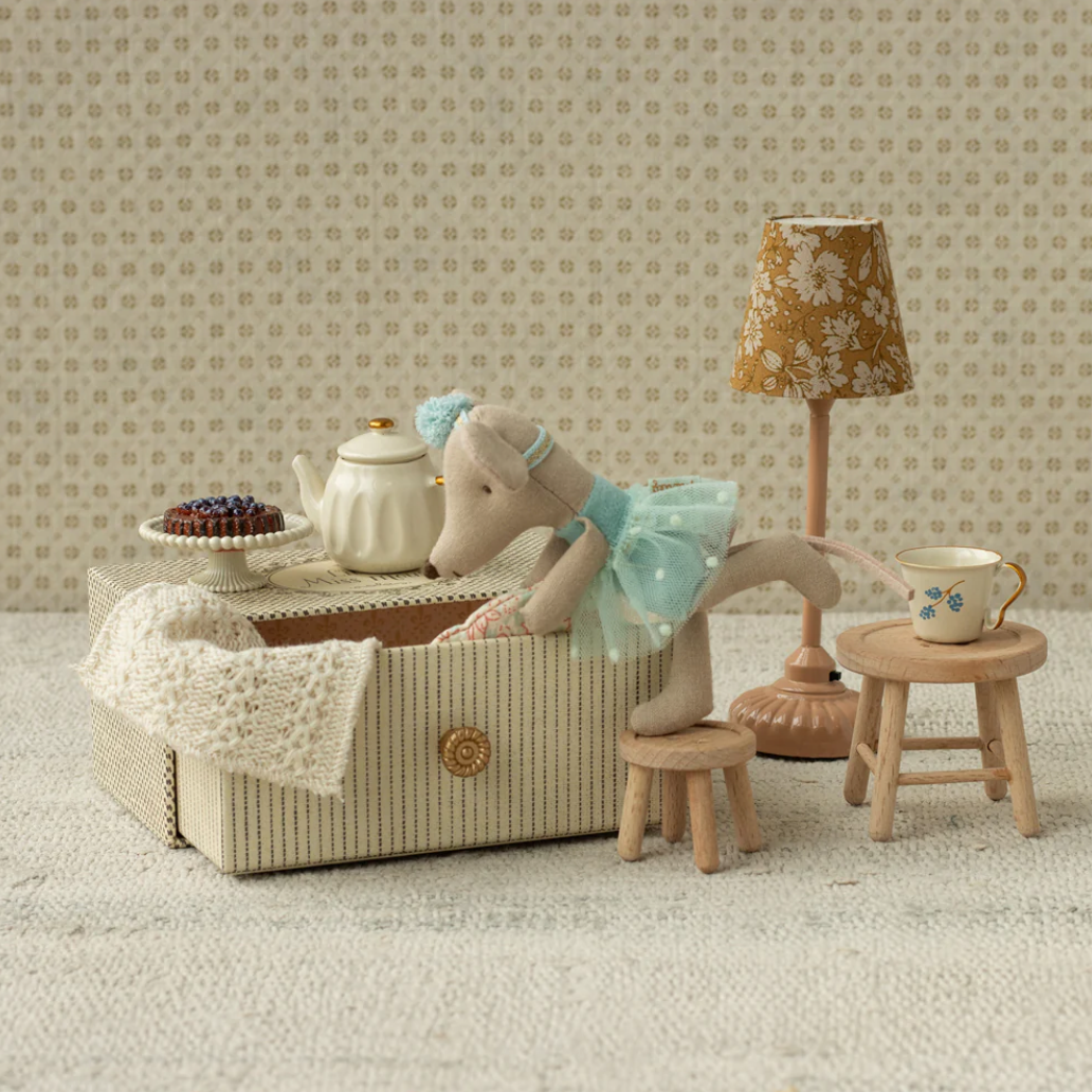 Maileg Dance Mouse In Daybed - Little Sister - Winter's Moon 