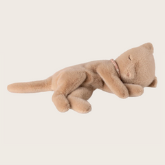 Maileg Small Sleeping Kitten Plush - Cream Peach - Winter's Moon 